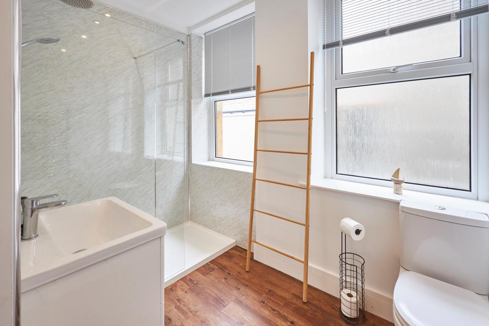 Host & Stay - Main Street Apartments Seahouses Ngoại thất bức ảnh